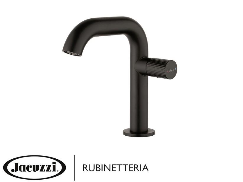 Waschtischmischer Jacuzzi® Giulia aus Edelstahl mit Ablaufgarnitur Mattschwarz | IperCeramica