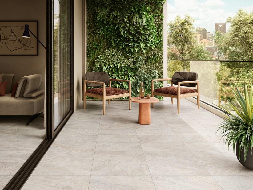 Fliese Nepal White 30,5x60,5 Feinsteinzeug mit der Optik von beigem Quarzit | IperCeramica