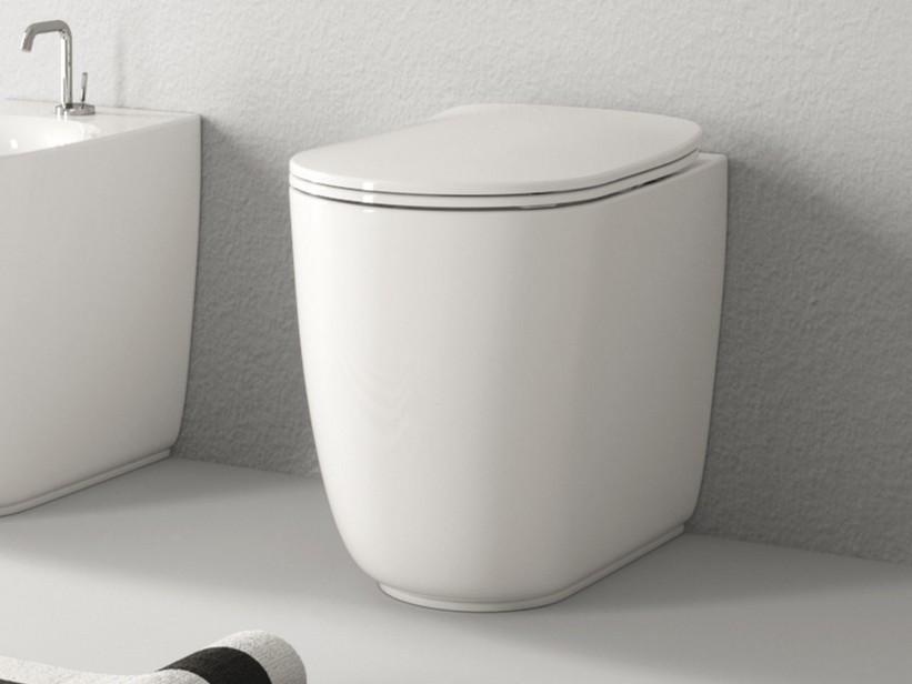 STAND-WC NOLITA RIMLESS WANDBÜNDIG VERSETZTER ABFLUSS WEISS GLÄNZEND | IperCeramica