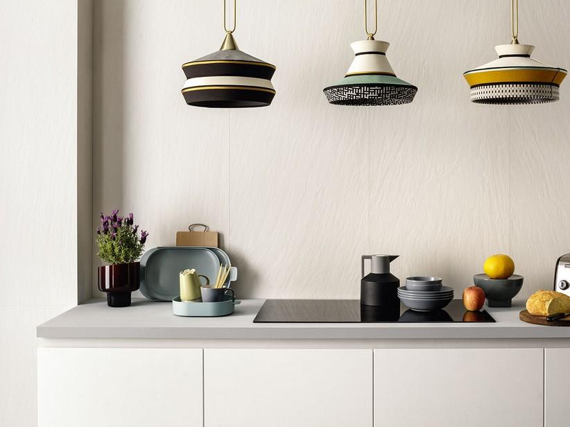 5 mm dünne Fliese Slim Slate White 60X150, Feinsteinzeug mit weißer Schieferoptik | IperCeramica