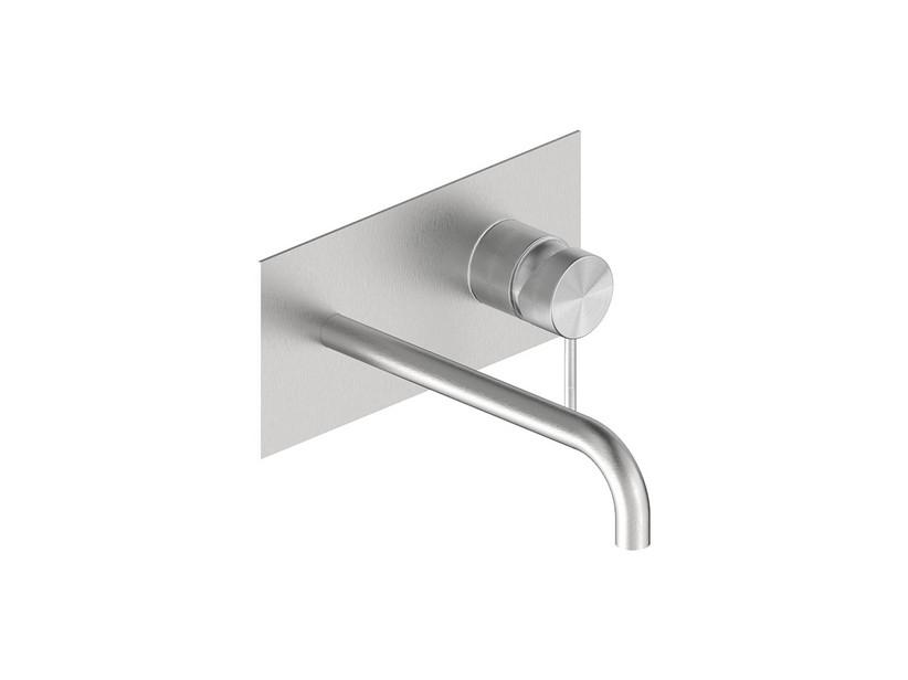 1 plaque encastrée pour mitigeur de lavabo Soulinox en acier inoxydable brossé | IperCeramica