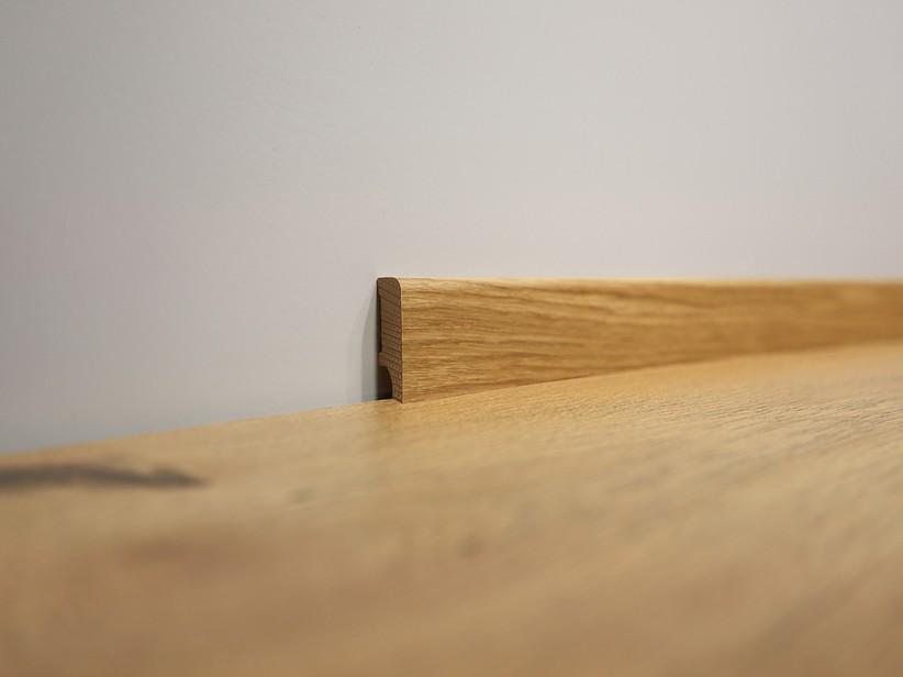 Plinthe bois chêne européen 12x40x2400 mm | IperCeramica