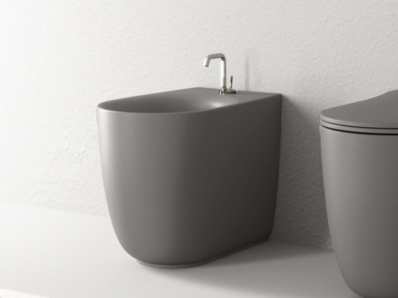 Bidet à poser Nolita rimless acier mat | IperCeramica