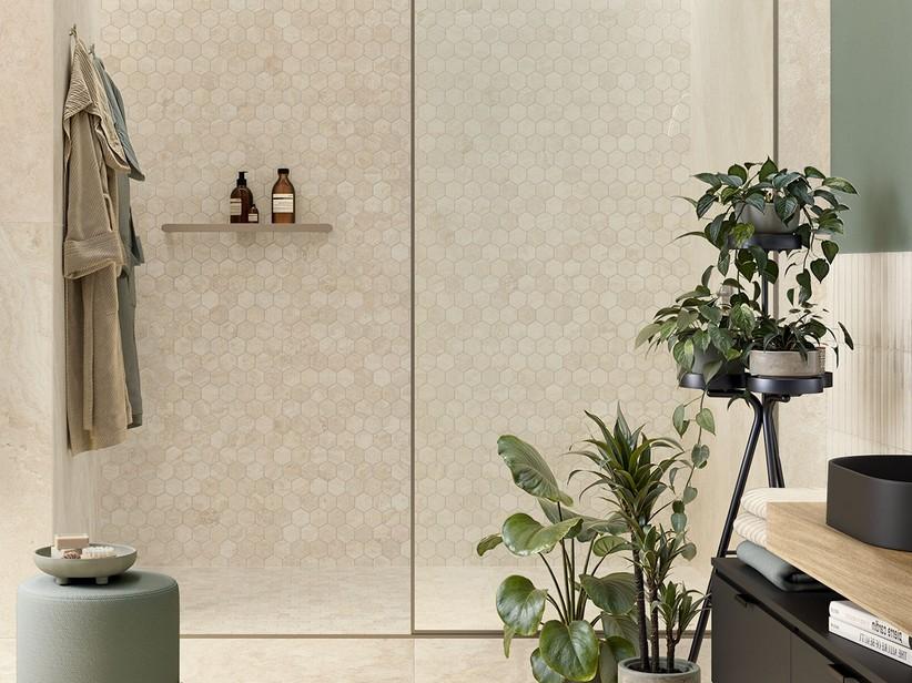 Mosaïque Elegance Travertino Ivory 29x27 grès cérame effet marbre 3D ivoire | IperCeramica