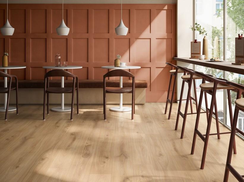 Sol stratifié résistant à l'eau Golden Vista Oak effet chêne AC5 | IperCeramica