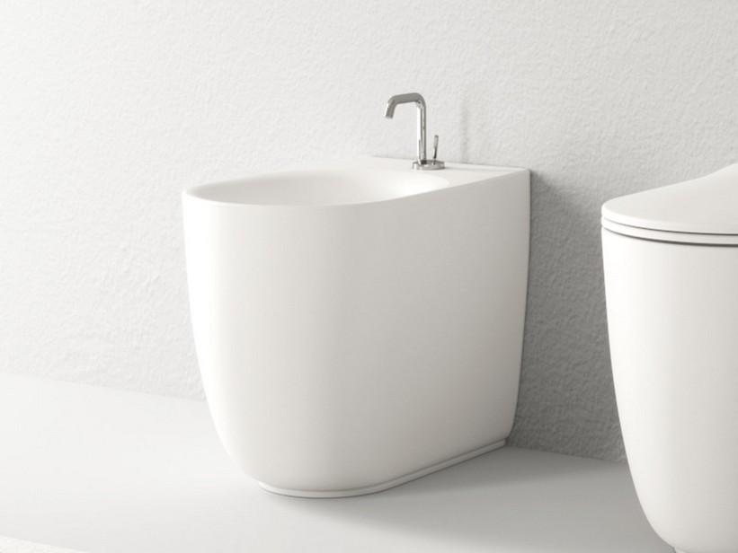 Bidet à poser Nolita adossé au mur blanc mat | IperCeramica