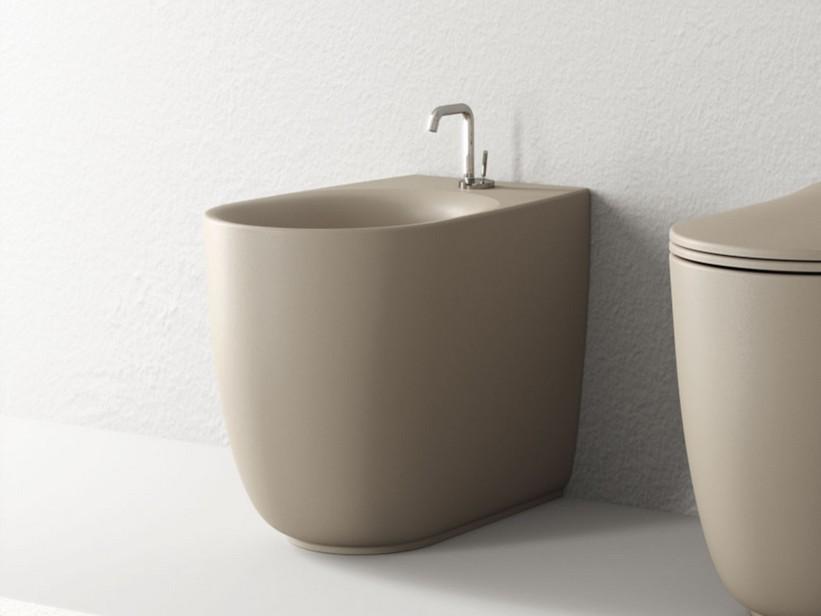 Bidet à poser Nolita adossé au mur noisette mat | IperCeramica
