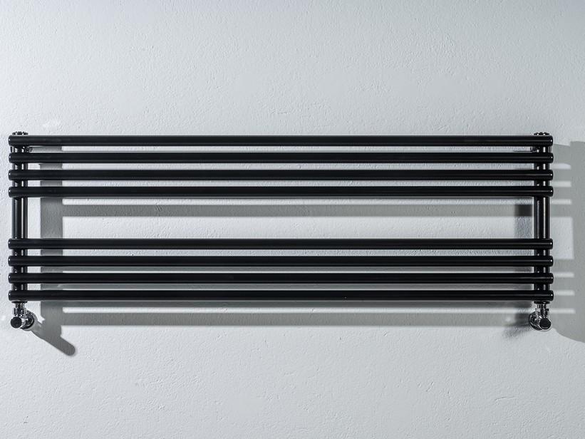 Radiateur sèche-serviette horizontal Without L100xH38 noir brillant | IperCeramica
