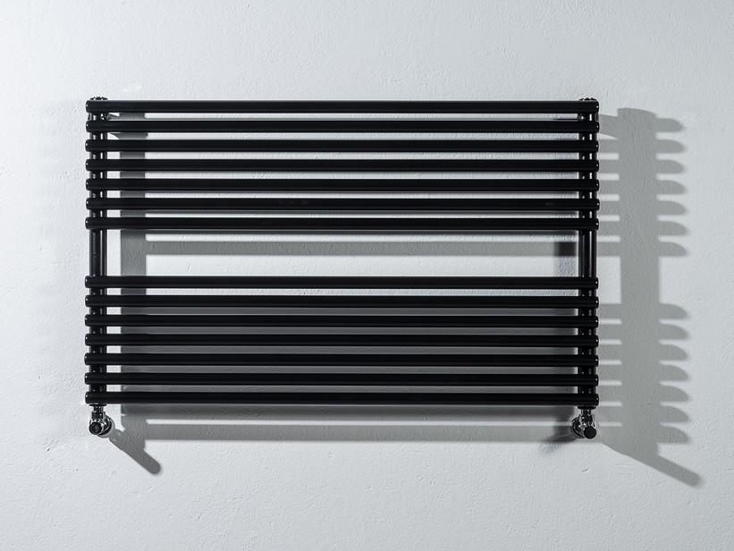 Radiateur sèche-serviette horizontal Without L120xH61 noir brillant | IperCeramica