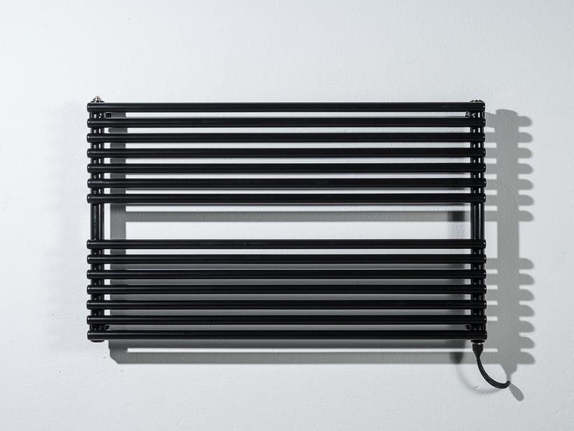 Radiateur sèche-serviette horizontal électrique Mini Without L100xH61 noir brillant | IperCeramica