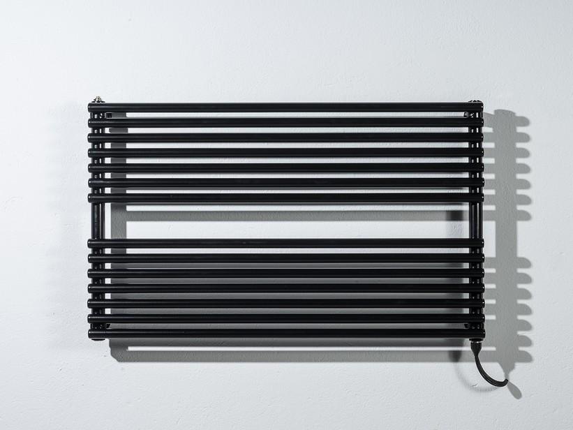 Radiateur sèche-serviette horizontal électrique Mini Without L80xH61 noir mat | IperCeramica