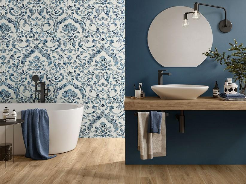 Carrelage extra-fin Wallart Arabesque White composition 100x100 grès cérame effet papier floral | IperCeramica