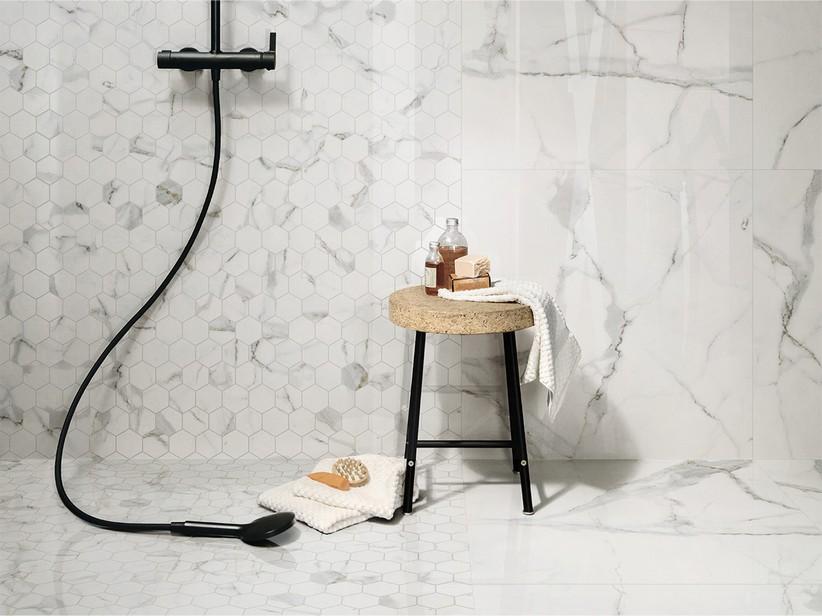 Mosaik Luxor White 29x27 Feinsteinzeug Marmoroptik Weiß glänzend | IperCeramica Mosaik Luxor White 29x27 Feinsteinzeug Marmoroptik Weiß glänzend | IperCeramica