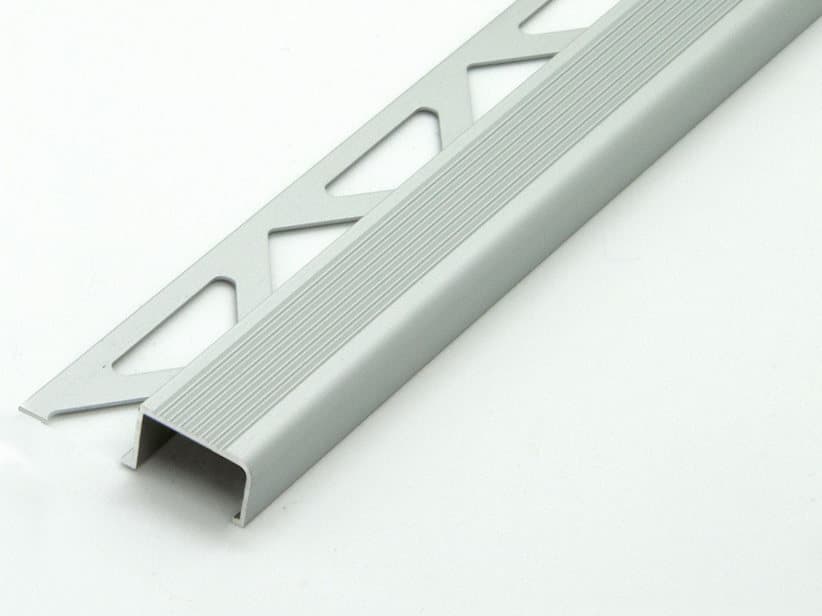Treppenprofil Global Stair Silber eloxiertes Aluminium Höhe 12,5mm 2,70m | IperCeramica Treppenprofil Global Stair Silber eloxiertes Aluminium Höhe 12,5mm 2,70m | IperCeramica