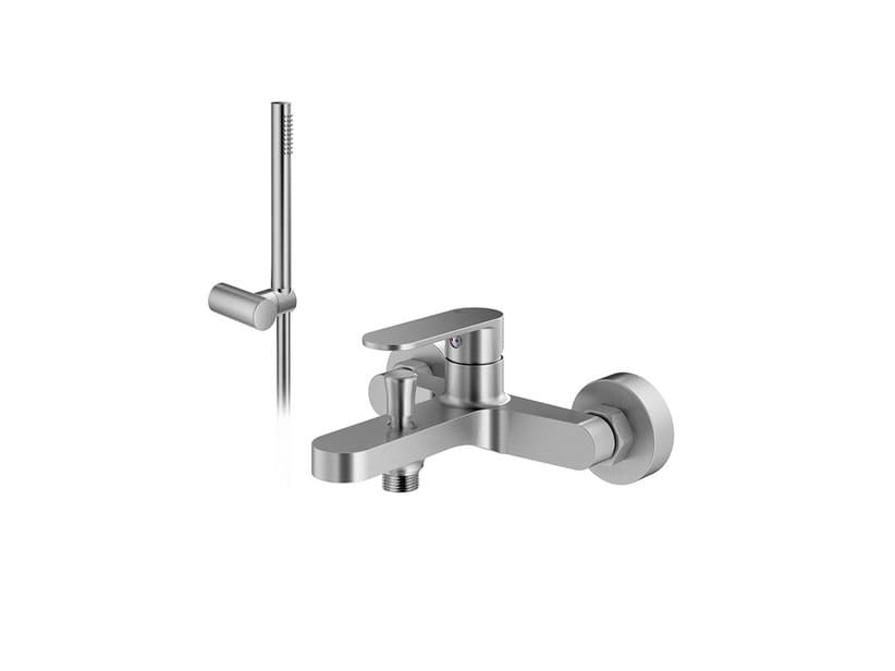 Badewannenarmatur Olmo mit Ausstattung Chrom gebürstet | IperCeramica Badewannenarmatur Olmo mit Ausstattung Chrom gebürstet | IperCeramica