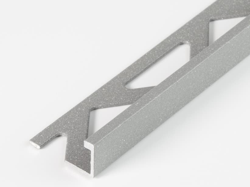 Eckprofil Global Floor Aluminium Concrete Perlgrau Stärke 12,5 mm Länge 2,7 m | IperCeramica Eckprofil Global Floor Aluminium Concrete Perlgrau Stärke 12,5 mm Länge 2,7 m | IperCeramica