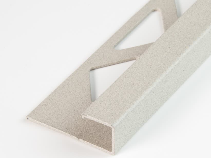 Eckprofil Global Square Aluminium Concrete Sand Stärke 10 mm Länge 2,7 m | IperCeramica Eckprofil Global Square Aluminium Concrete Sand Stärke 10 mm Länge 2,7 m | IperCeramica