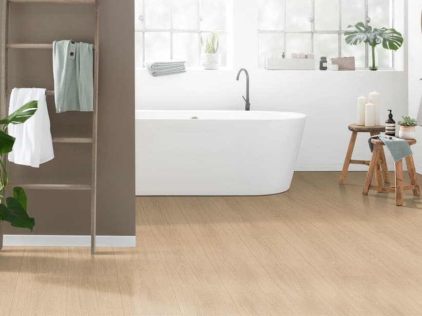Wasserfest Laminat Rovere Victoria Eichenoptik Beige AC4 | IperCeramica Wasserfest Laminat Rovere Victoria Eichenoptik Beige AC4 | IperCeramica