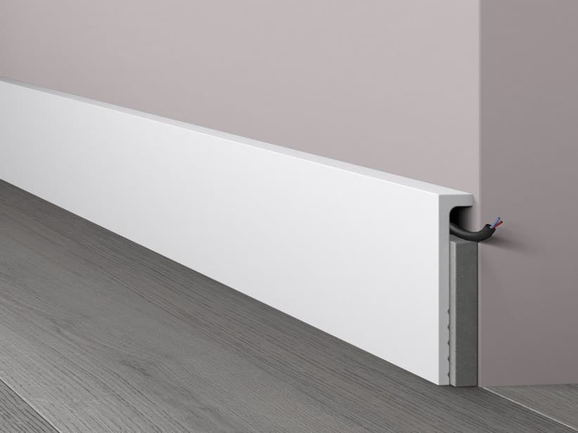 Plinthe Waterproof en polystyrène Copribattiscopa 110x2000 peinte RAL 9016 | IperCeramica Plinthe Waterproof en polystyrène Copribattiscopa 110x2000 peinte RAL 9016 | IperCeramica