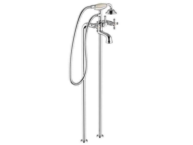 Mélangeur freestanding de baignoire Memphis avec combiné douche chrome | IperCeramica Mélangeur freestanding de baignoire Memphis avec combiné douche chrome | IperCeramica