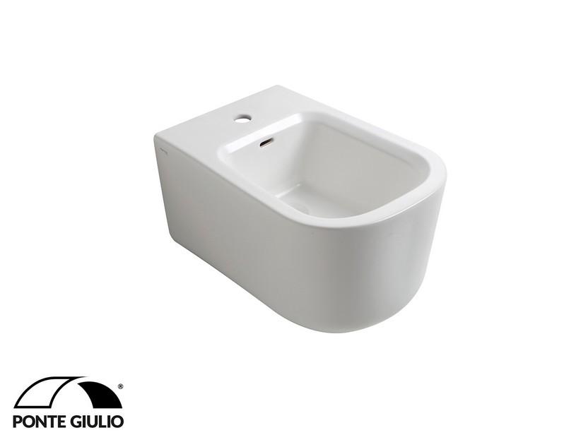 Wandhängendes Bidet Omnia Weiß | IperCeramica Wandhängendes Bidet Omnia Weiß | IperCeramica