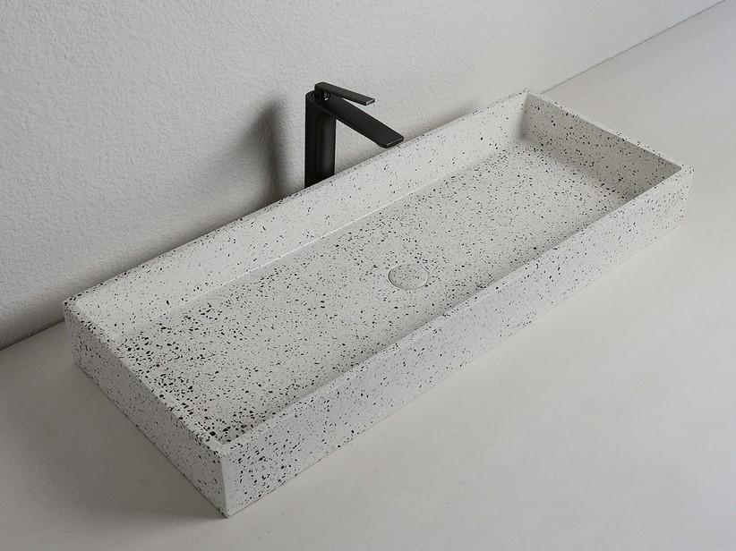 Aufsatzwaschbecken Terrazzo 100x39xH12 cm | IperCeramica Aufsatzwaschbecken Terrazzo 100x39xH12 cm | IperCeramica