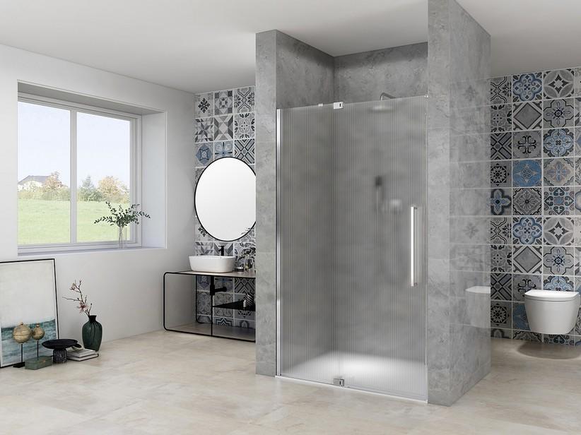 Duschtür Mantra 100 cm 8mm Glas in Welloptik | IperCeramica Duschtür Mantra 100 cm 8mm Glas in Welloptik | IperCeramica