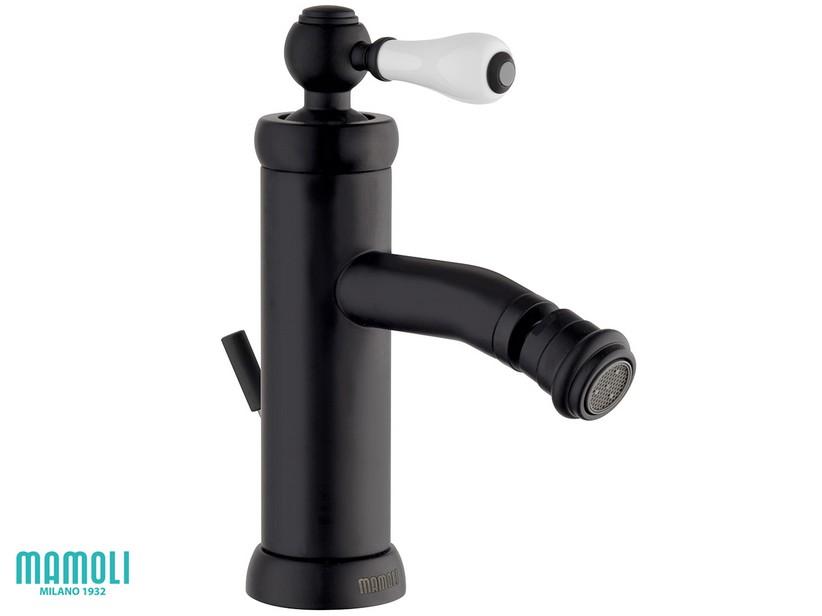 Bidetarmatur Toscana mit Abfluss schwarz matt | IperCeramica Bidetarmatur Toscana mit Abfluss schwarz matt | IperCeramica