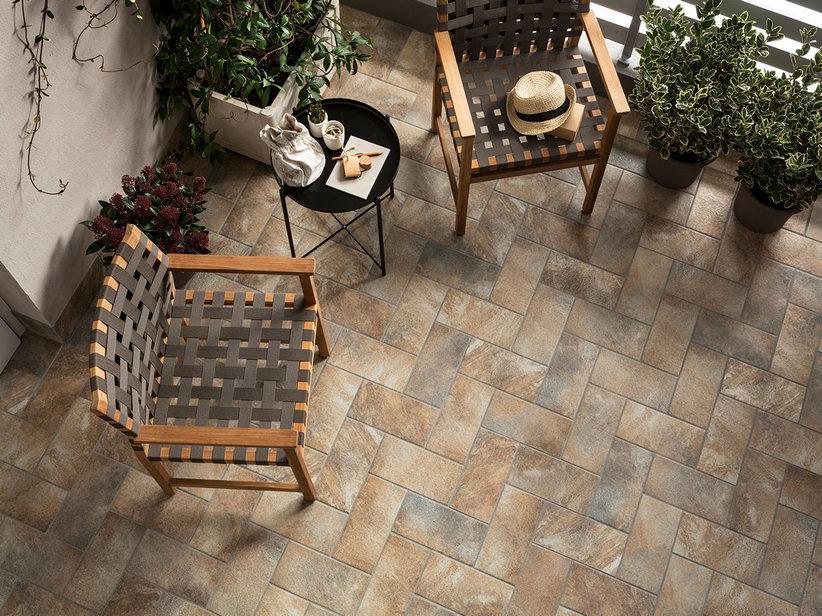 Fliese Peak Sunset 15,35X30,7 Feinsteinzeug für Aussen Quarzitoptik Braun | IperCeramica Fliese Peak Sunset 15,35X30,7 Feinsteinzeug für Aussen Quarzitoptik Braun | IperCeramica