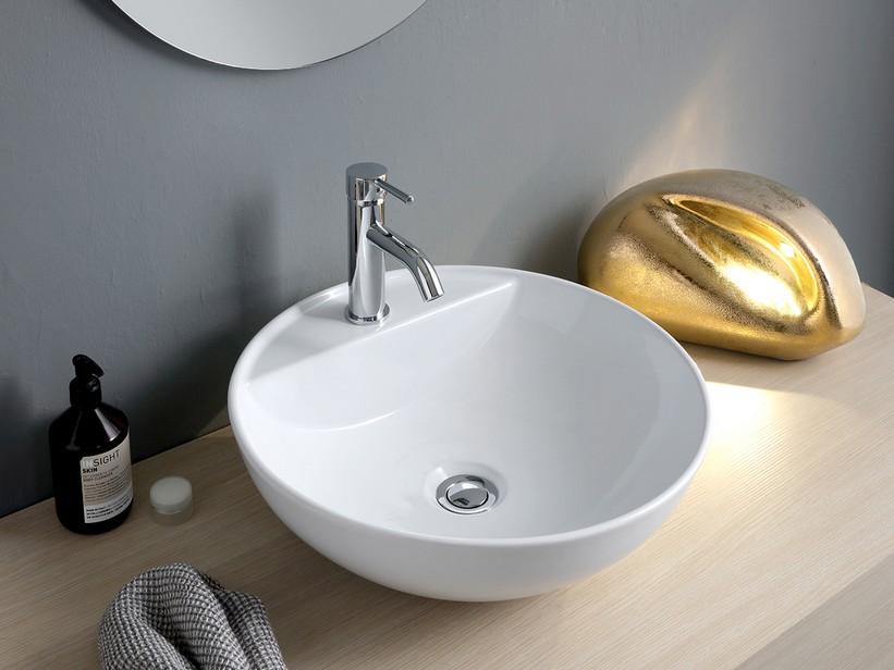 Waschbecken Le Ciotole, rundes Design, Ø 50 cmxH 16 cm, mit Loch für Mischbatterie, aus glänzend weißer Keramik   | IperCeramica Waschbecken Le Ciotole, rundes Design, Ø 50 cmxH 16 cm, mit Loch für Mischbatterie, aus glänzend weißer Keramik   | IperCeramica