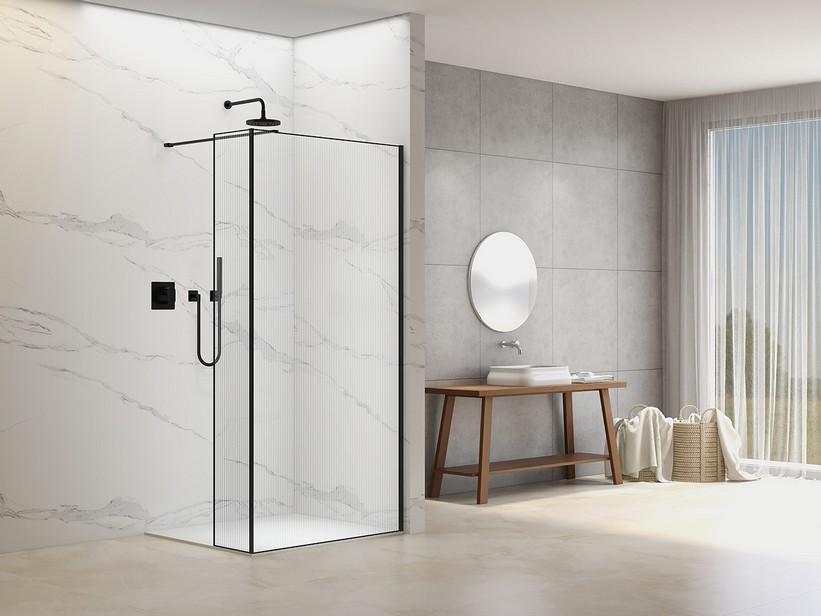 Walk-In-Dusche Namaste' 120 cm H200 Erw 118/120 Spritzschutztür Kristallglas 8 m gewellter Optik und matt schwarzem Profil | IperCeramica Walk-In-Dusche Namaste' 120 cm H200 Erw 118/120 Spritzschutztür Kristallglas 8 m gewellter Optik und matt schwarzem Profil | IperCeramica