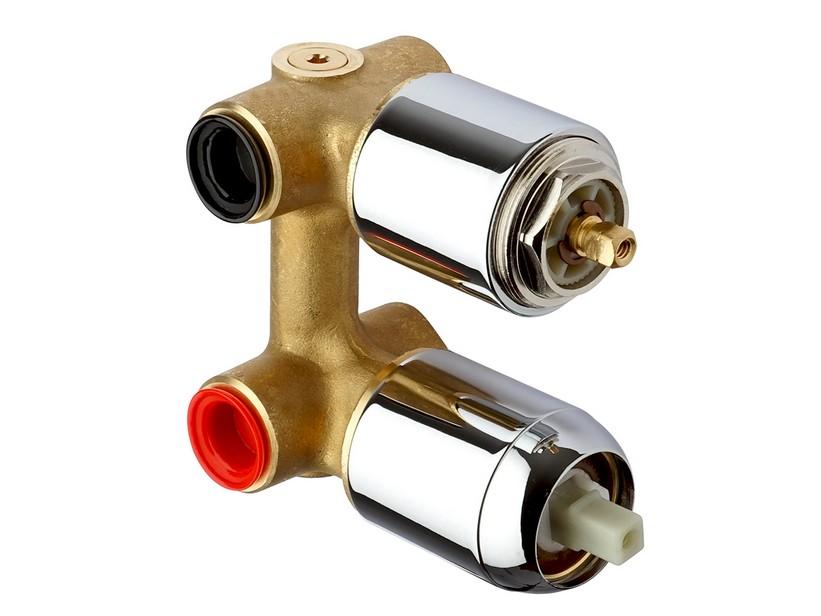 Corps encastré robinet de douche Mamoli avec inverseur 2 voies chrome | IperCeramica Corps encastré robinet de douche Mamoli avec inverseur 2 voies chrome | IperCeramica