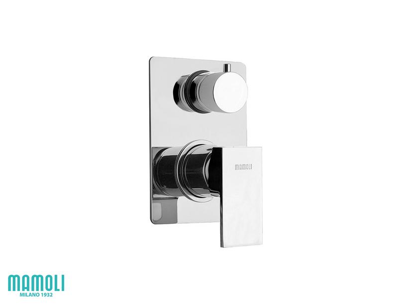 Plaque pour mitigeur monocommande douche encastrable avec inverseur 2 voies Feel chrome | IperCeramica Plaque pour mitigeur monocommande douche encastrable avec inverseur 2 voies Feel chrome | IperCeramica