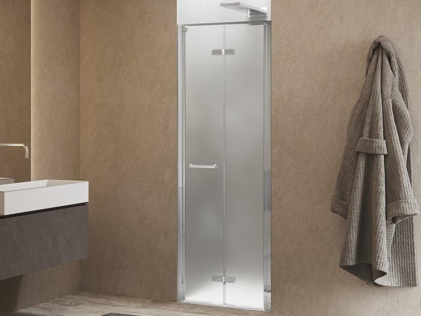 Porte de douche pliante Xeno 80xH200 Ext 77,5/81,5 cm ouverture à droite verre satiné profilés chrome | IperCeramica Porte de douche pliante Xeno 80xH200 Ext 77,5/81,5 cm ouverture à droite verre satiné profilés chrome | IperCeramica